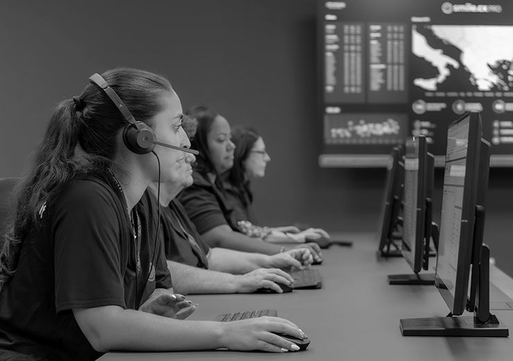 Modello di servizio clienti ibrido in cui AI e operatori umani collaborano per una customer experience migliore